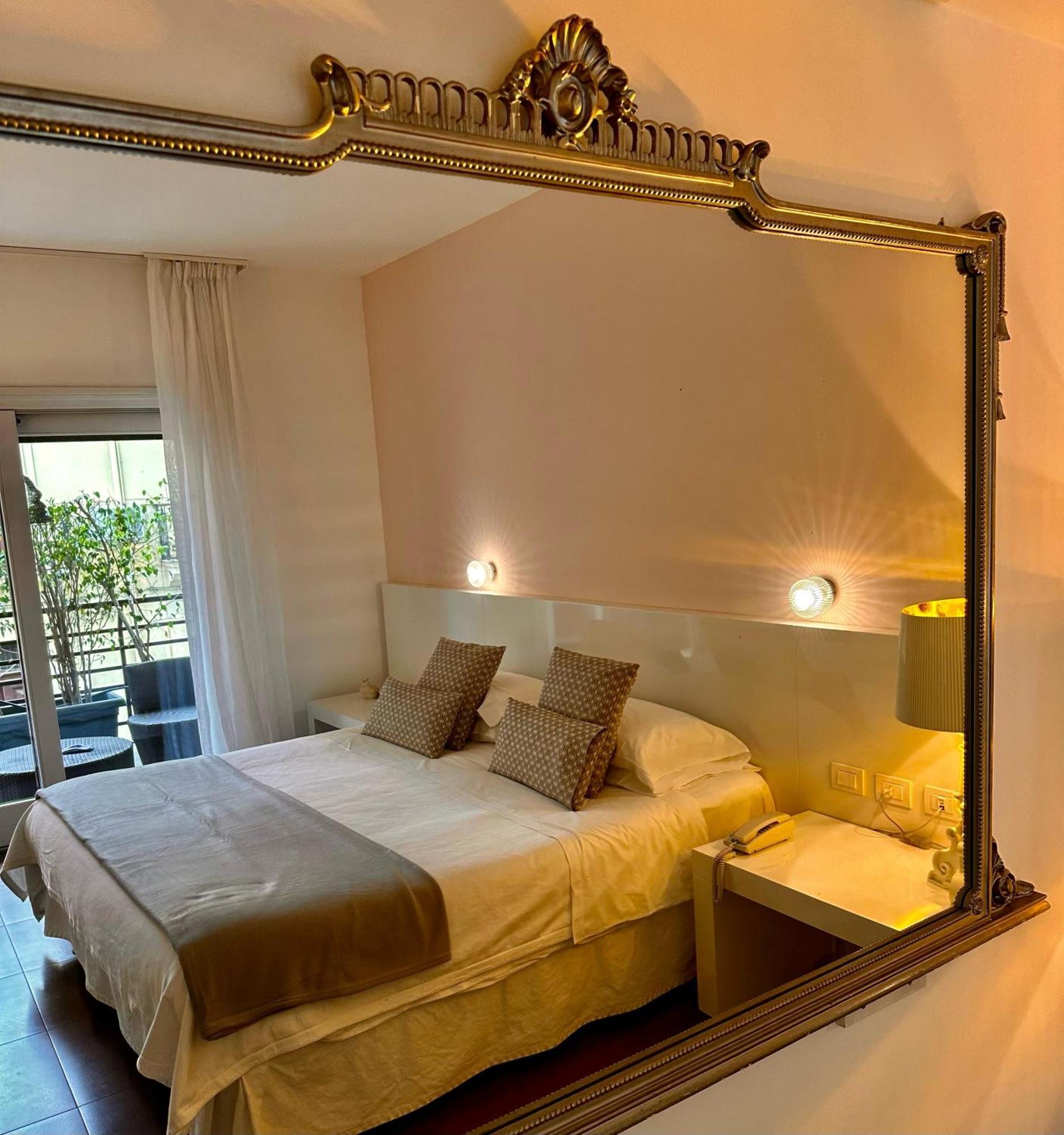 Maison R Boutique เรจโจ ดี คาลาเบีย ภายนอก รูปภาพ